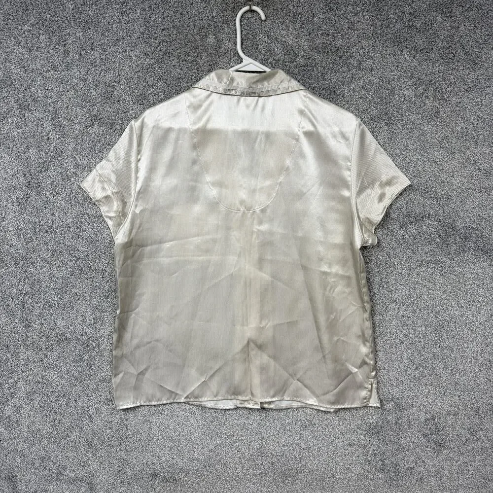 Secret Treasures womens size